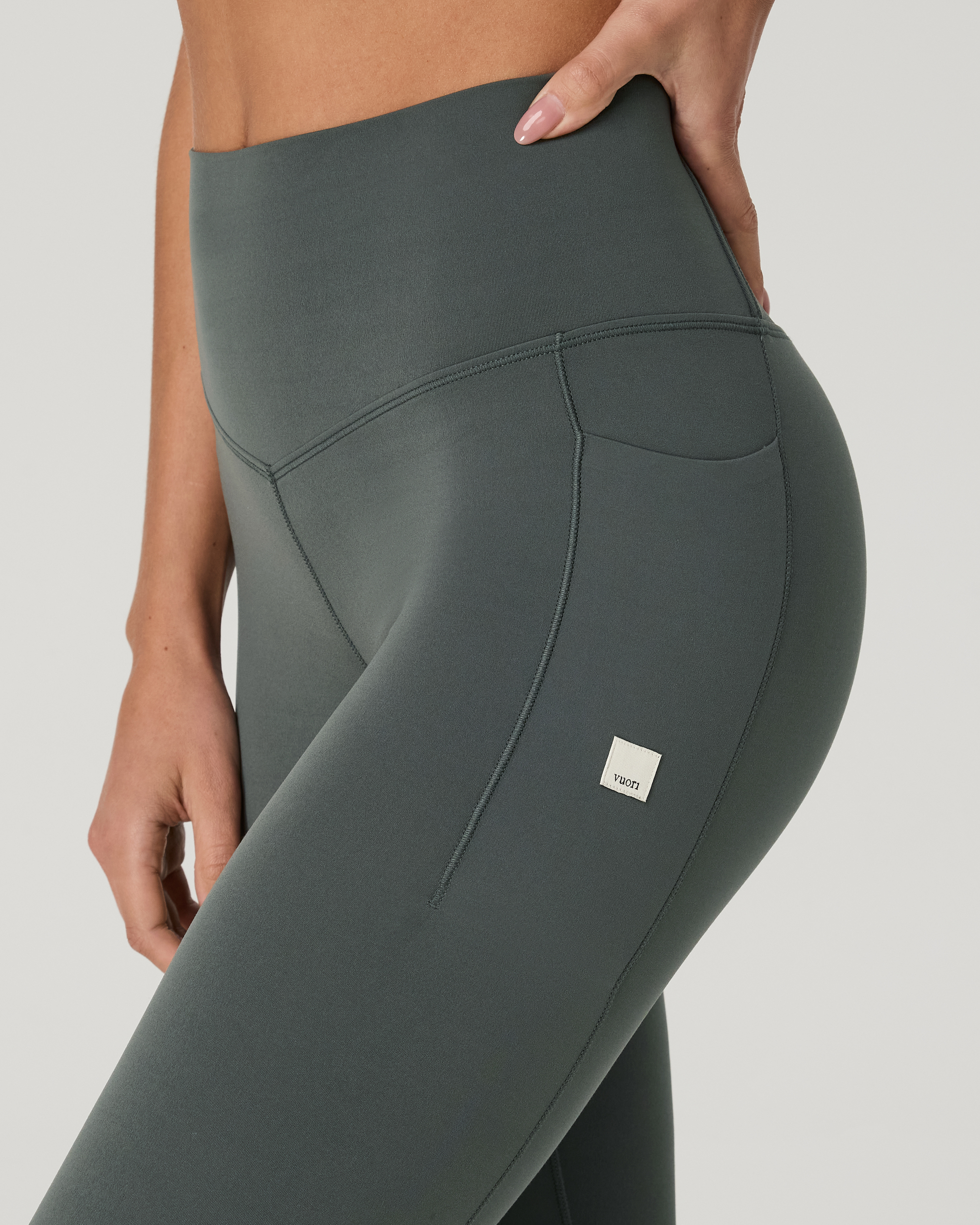 Vuori AllTheForm™ Pocket Legging - Short | Dark Jade