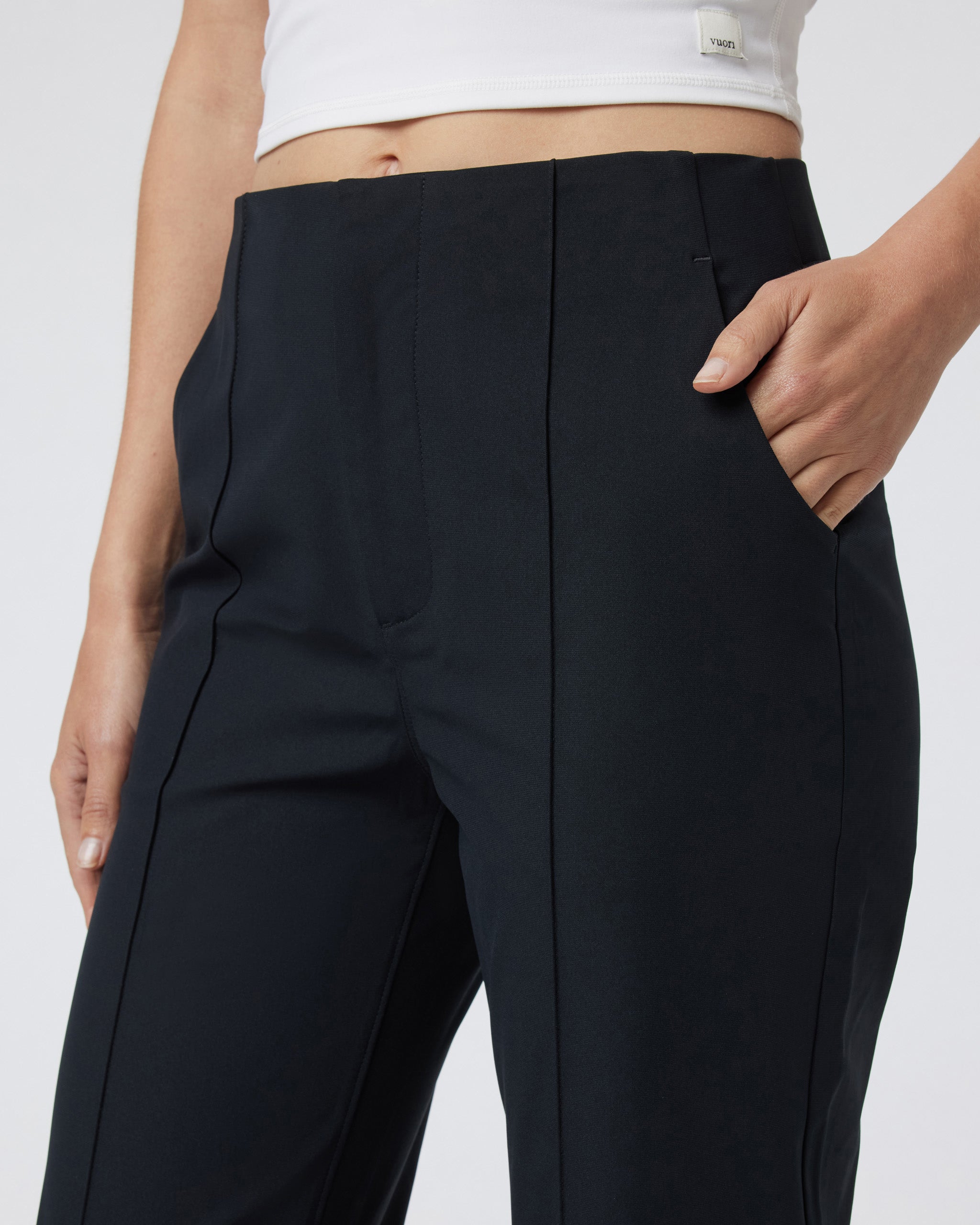 Women's Meta Crop Pant | Black - Image 4
