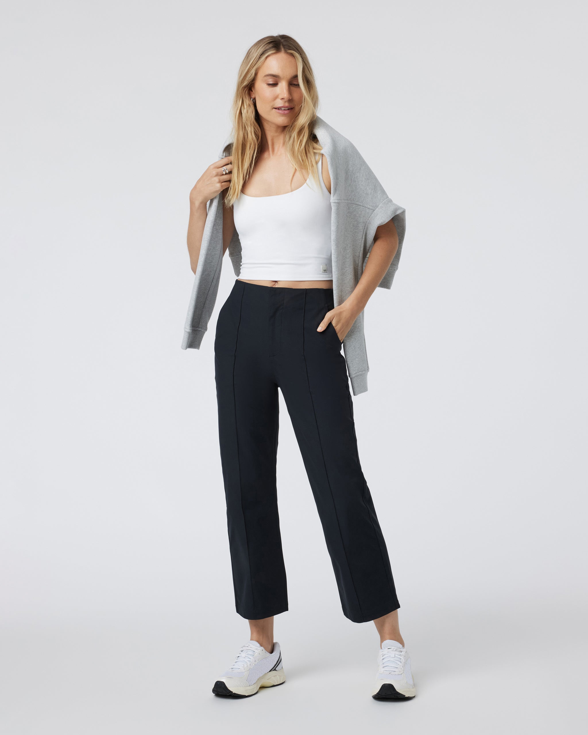 Women's Meta Crop Pant | Black - Image 2