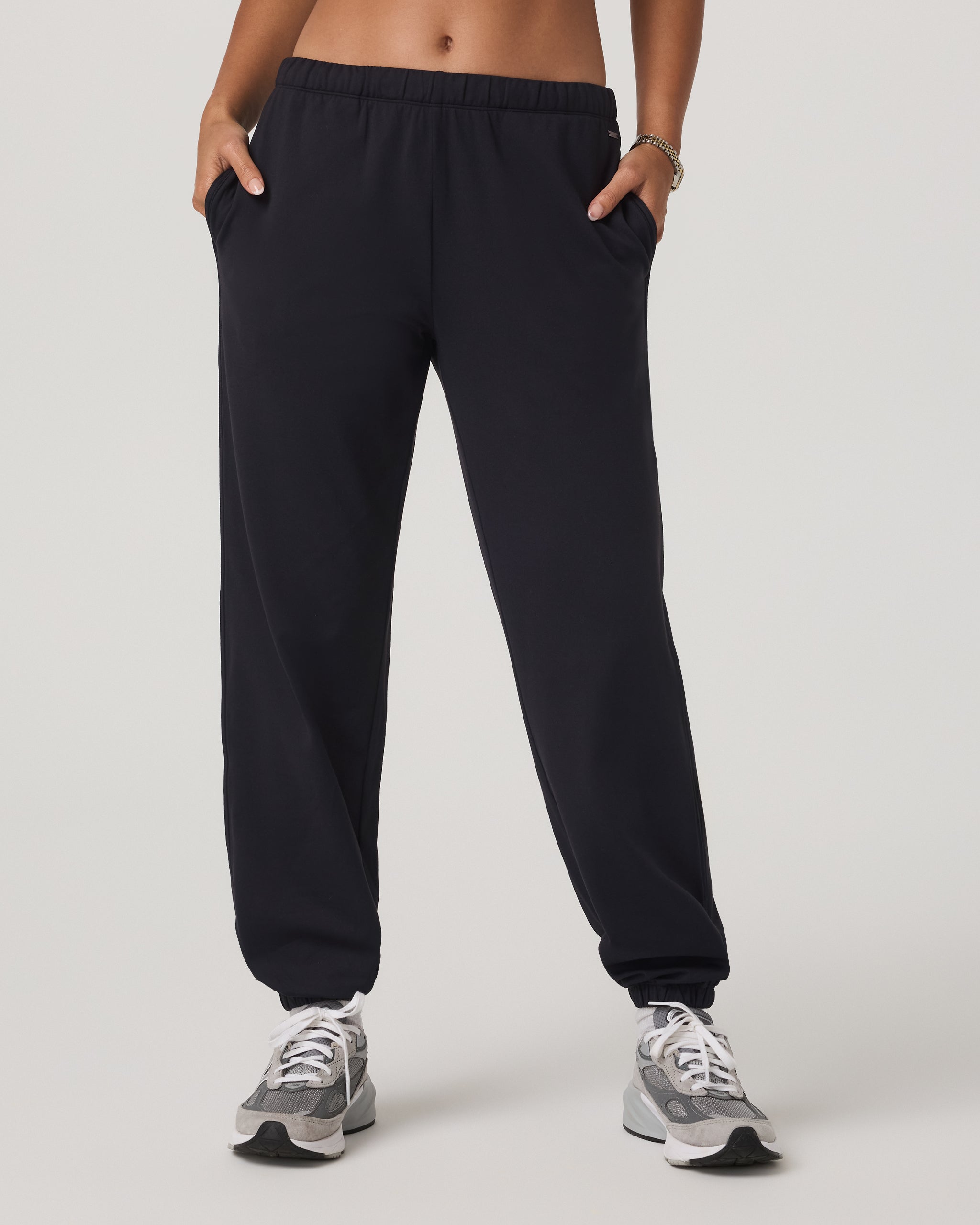 Halo Modern Sweatpant | Solid Black - Image 5