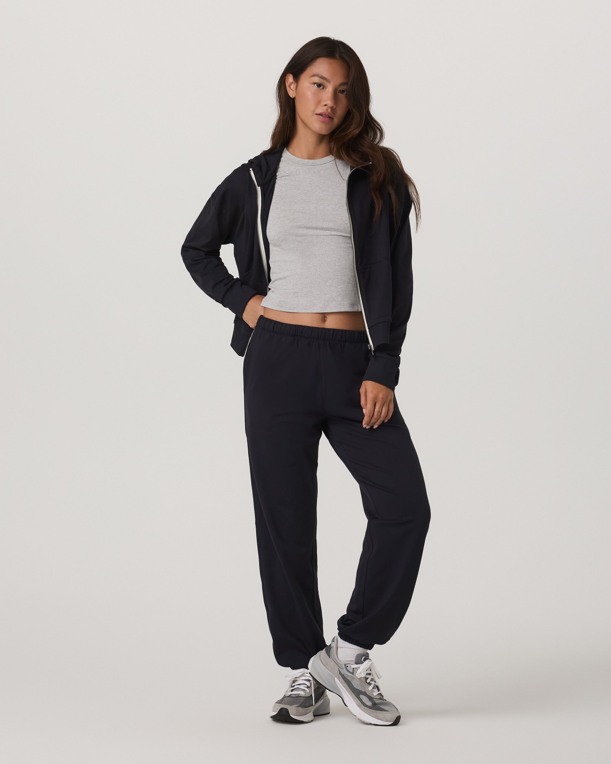 Halo Modern Sweatpant | Solid Black - Image 2
