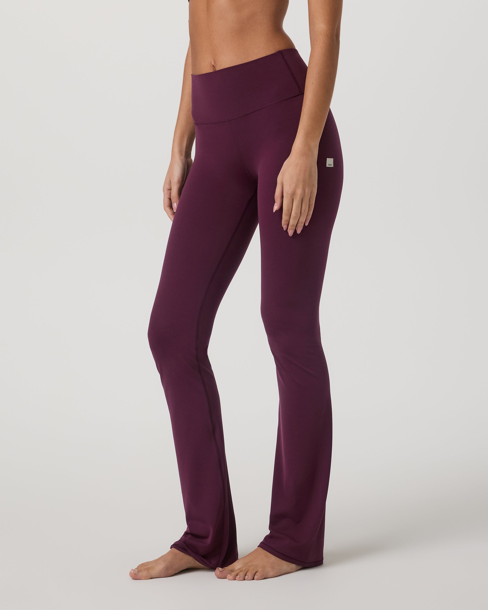 Vuori AllTheFeels™ Slim Flare - Long | Cerise