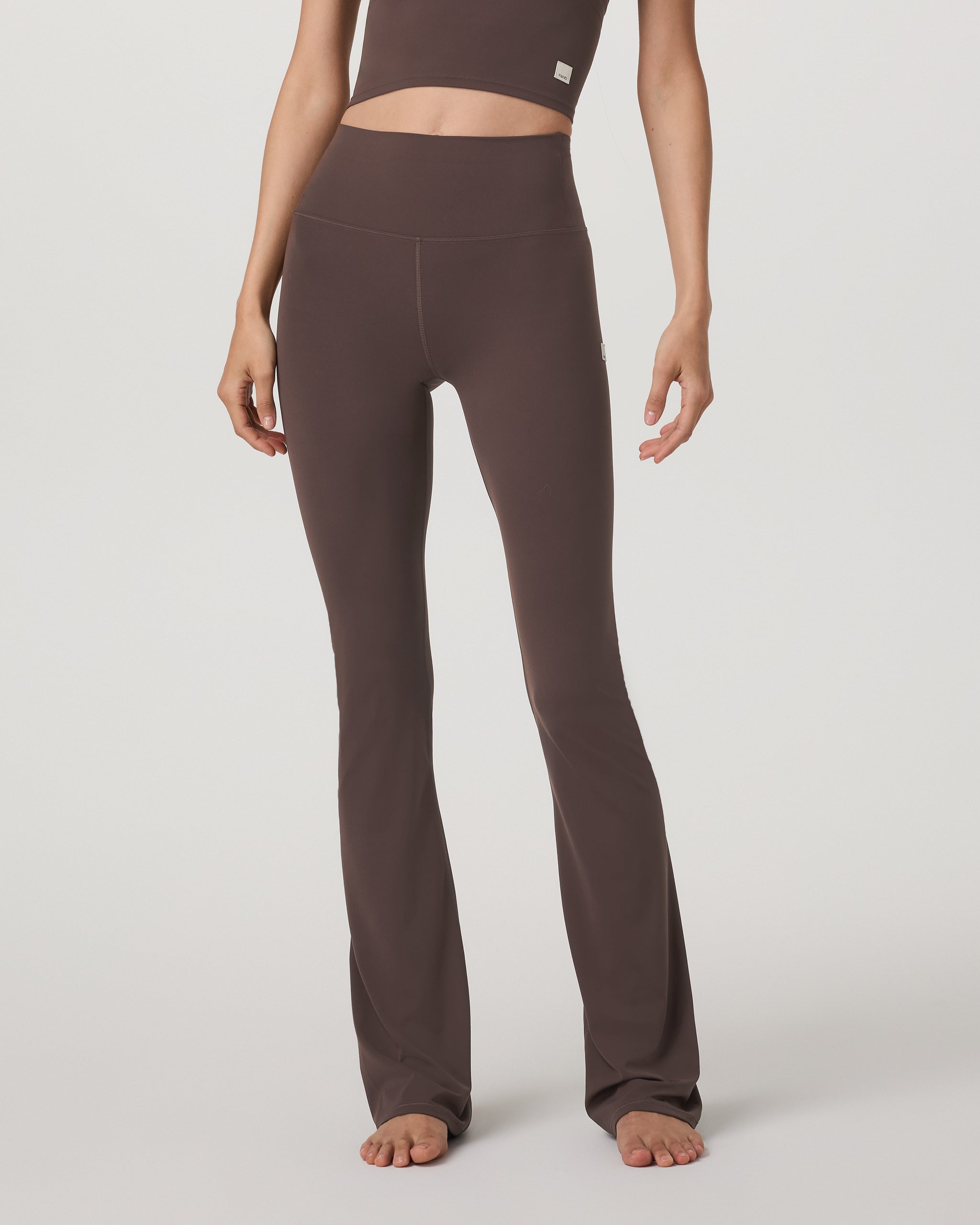 Vuori AllTheFeels™ Slim Flare | Java - Image 5