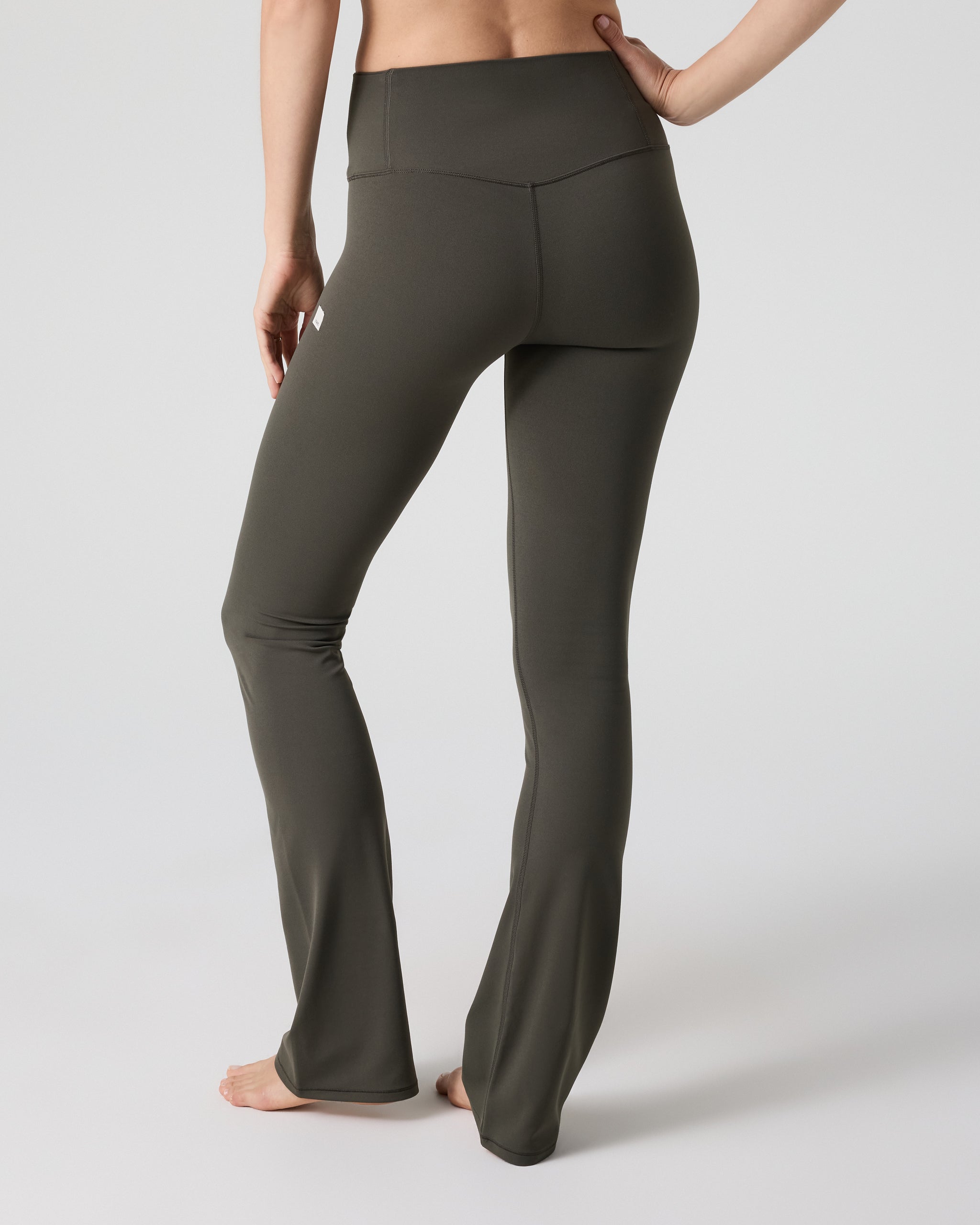 Vuori AllTheFeels™ Slim Flare - Long | Kale - Image 3
