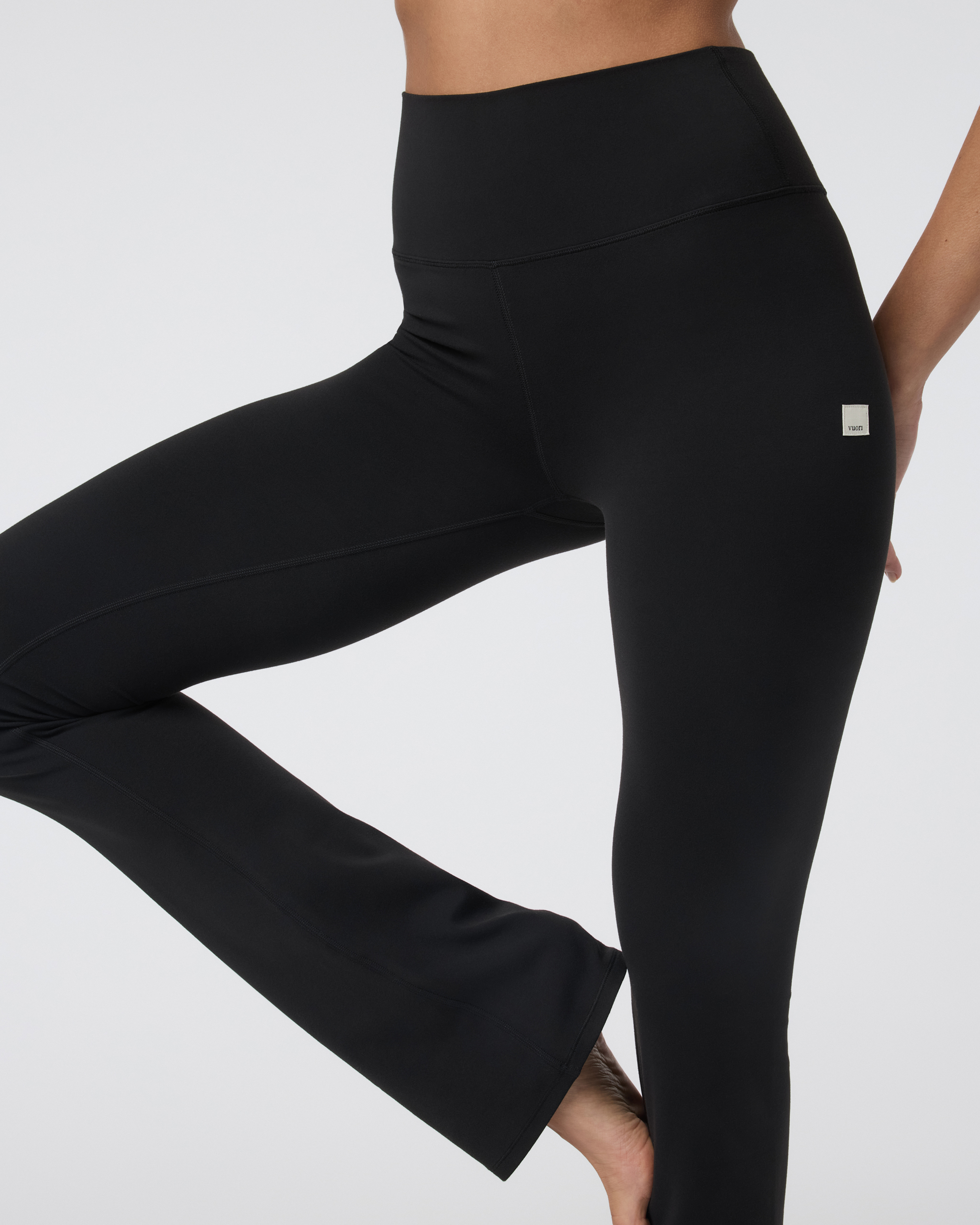 Vuori AllTheFeels™ Slim Flare | Black - Image 5