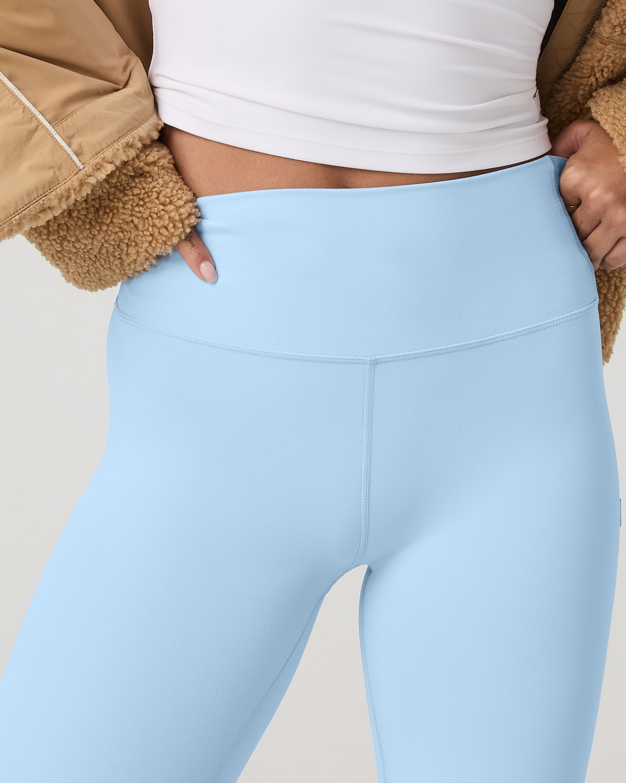 Vuori AllTheFeels™ Slim Flare | Crystal Blue - Image 4