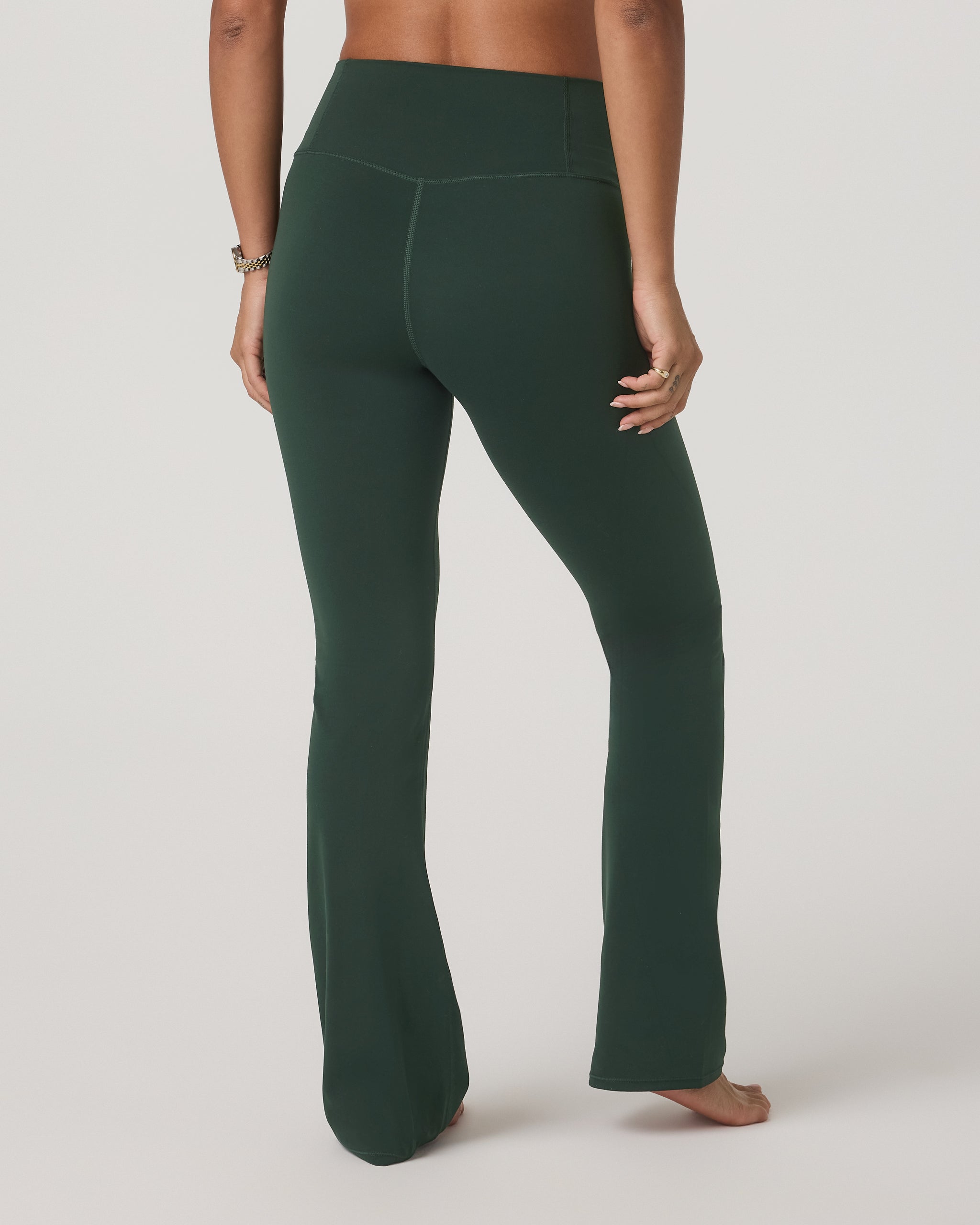 Vuori AllTheFeels™ Slim Flare | Evergreen - Image 3