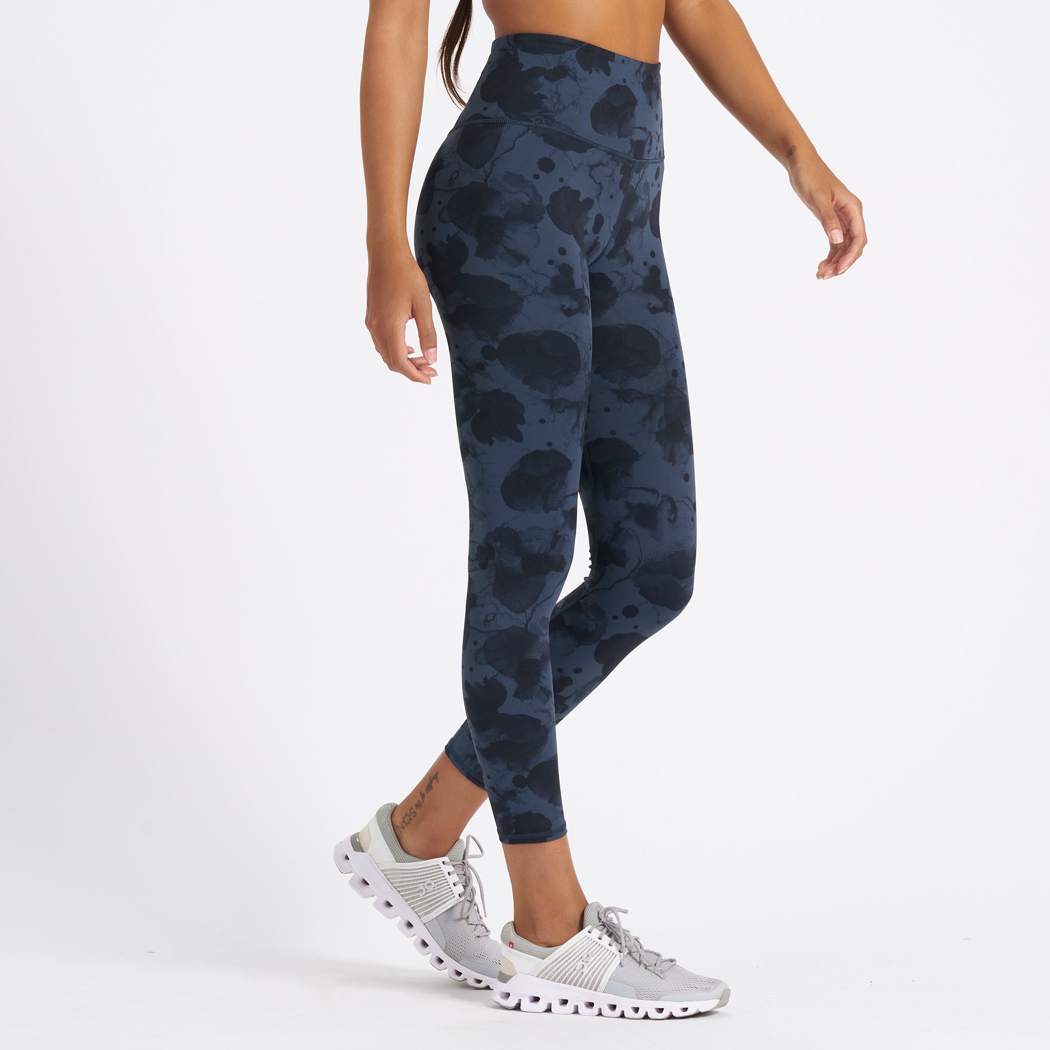 Studio Printed Legging | Waterdrop - Image 2