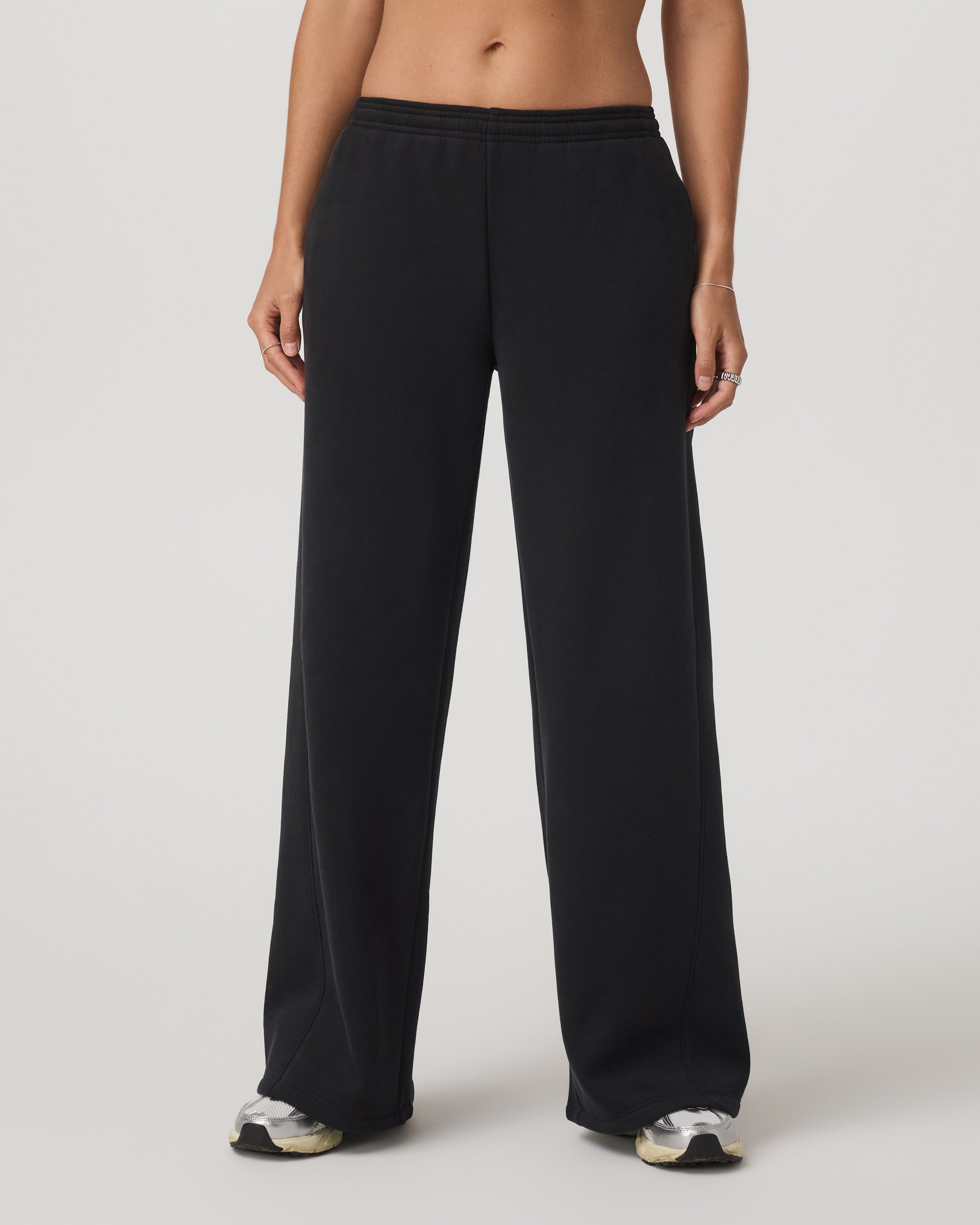Restore Ultra Wideleg Sweatpant | Washed Black