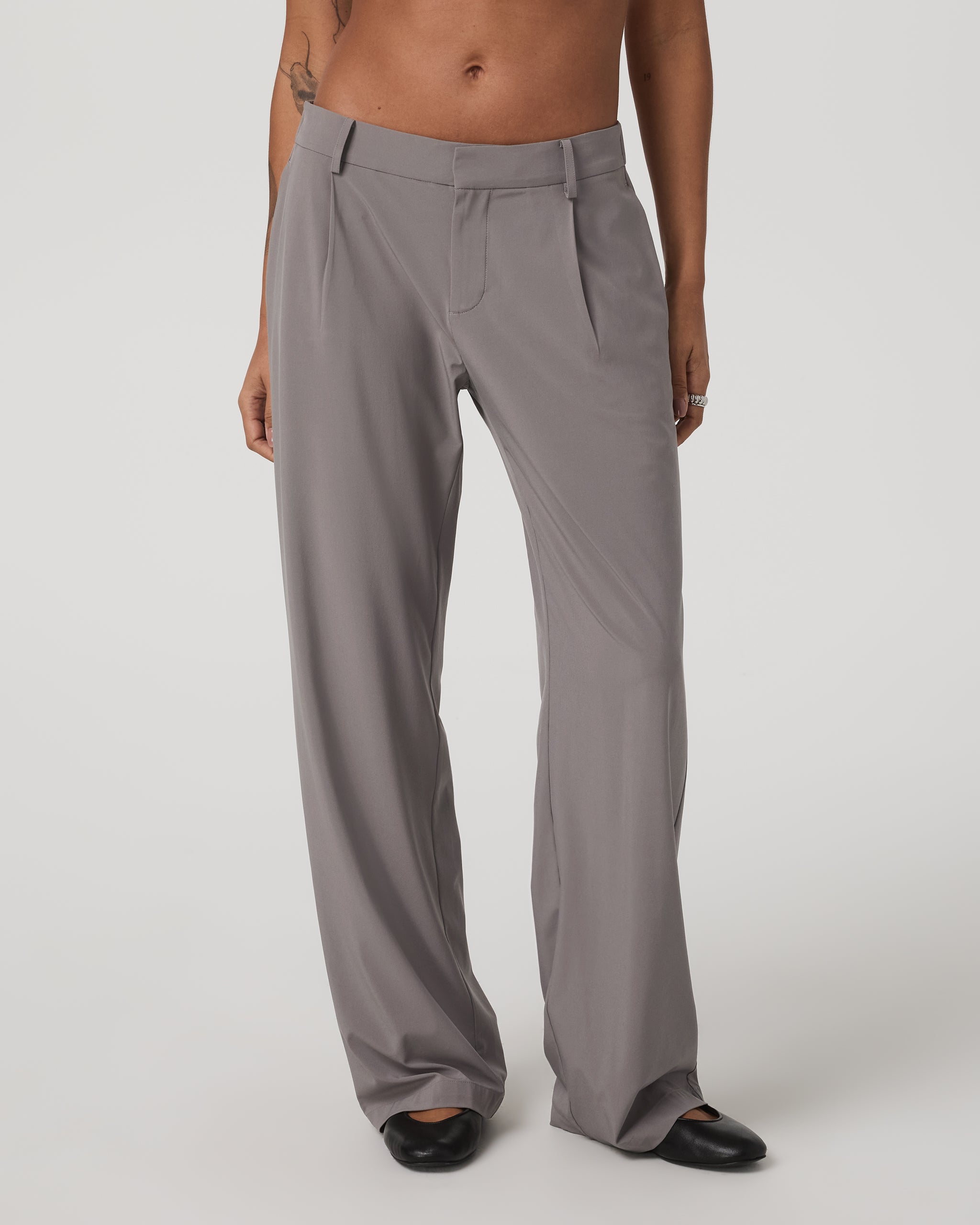 Villa Low Slung Trouser | Cavern Grey