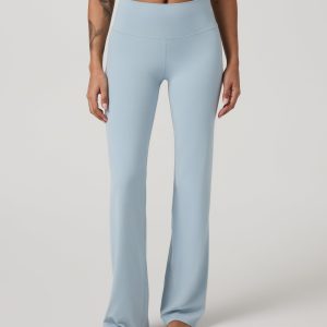 Vuori AllTheFeels™ Straight Leg - Short | Eggshell Blue