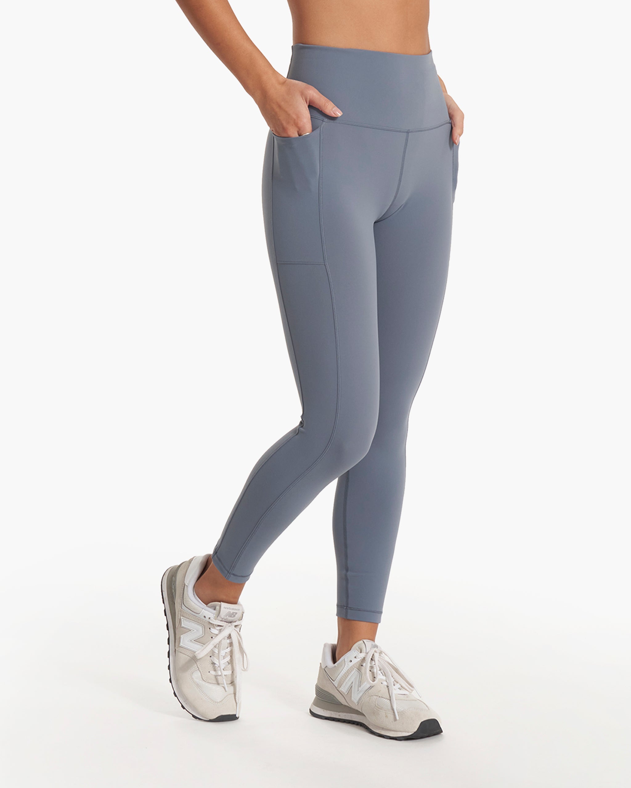 Studio Pocket Legging-Short | Light Azure - Image 2