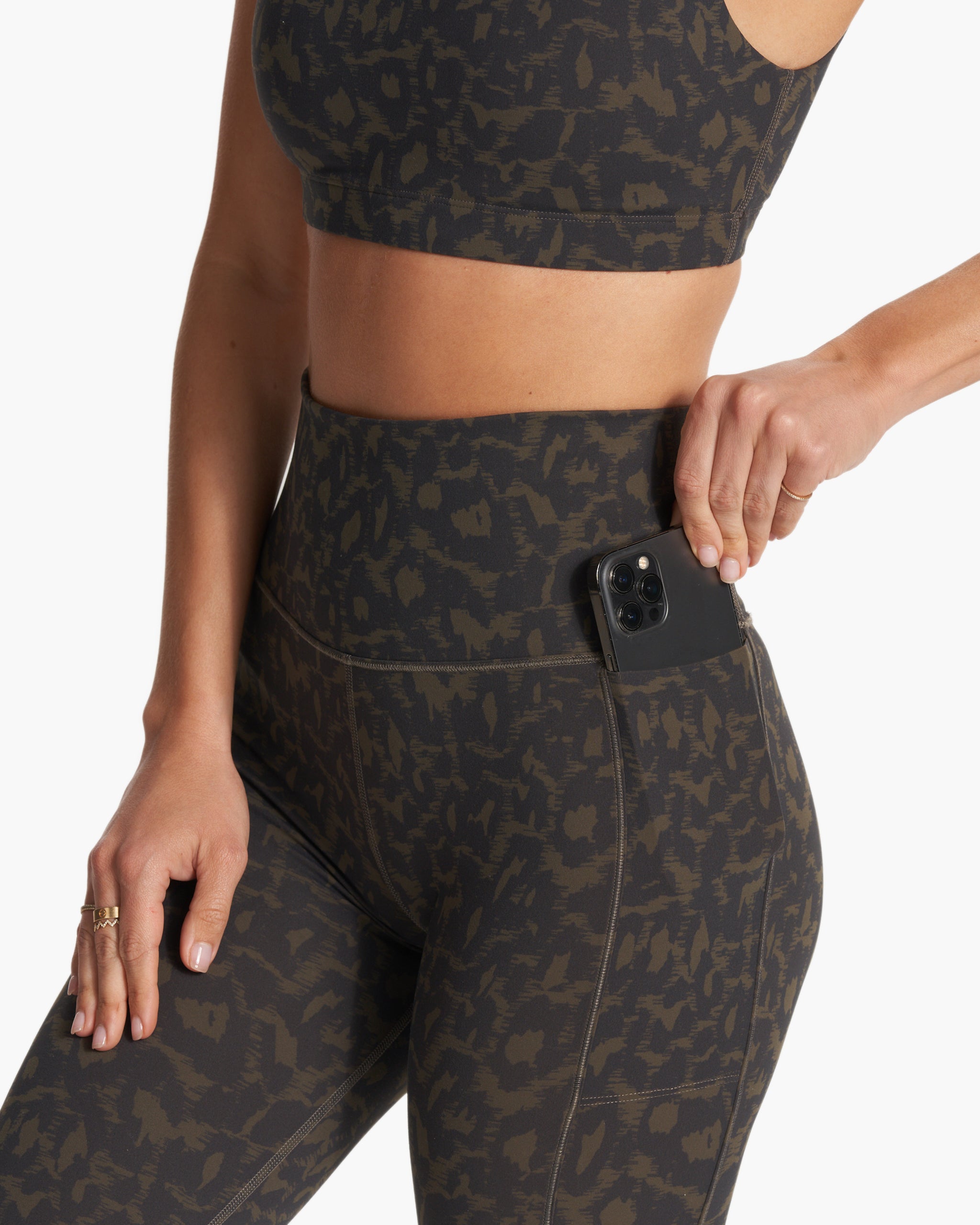 Studio Pocket Legging | Cocoa Spots - Image 4