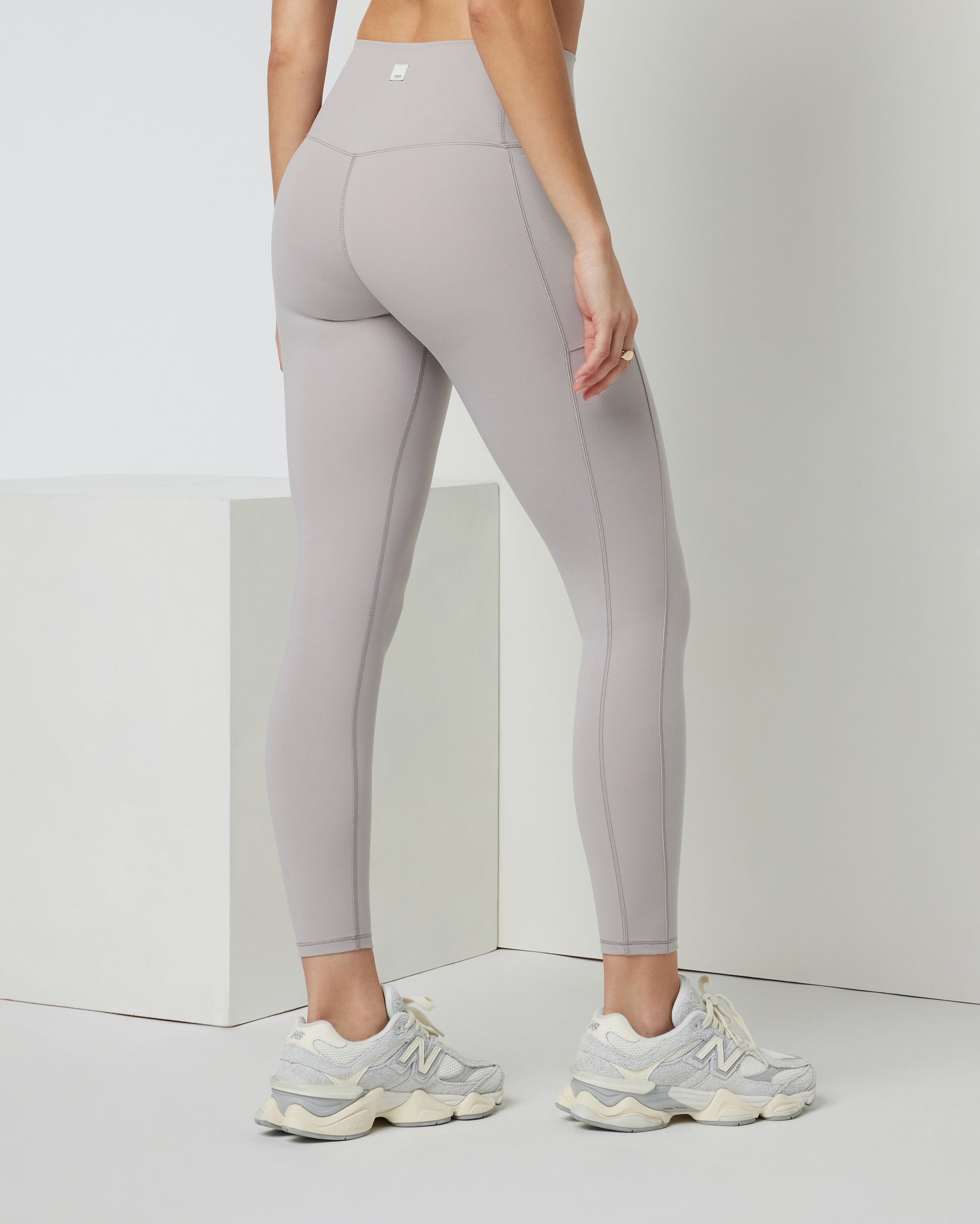 Studio Pocket Legging | Soft Pewter - Image 3