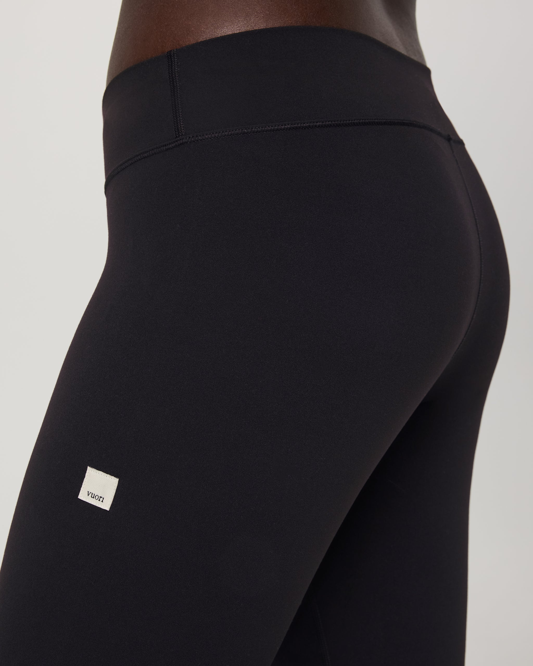 Vuori AllTheFeels™ Low Rise Legging | Black - Image 2