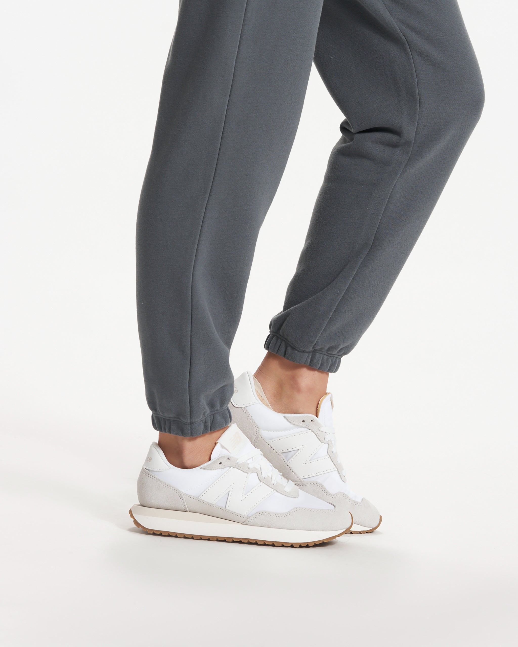 Sedona Jogger | Lake - Image 5