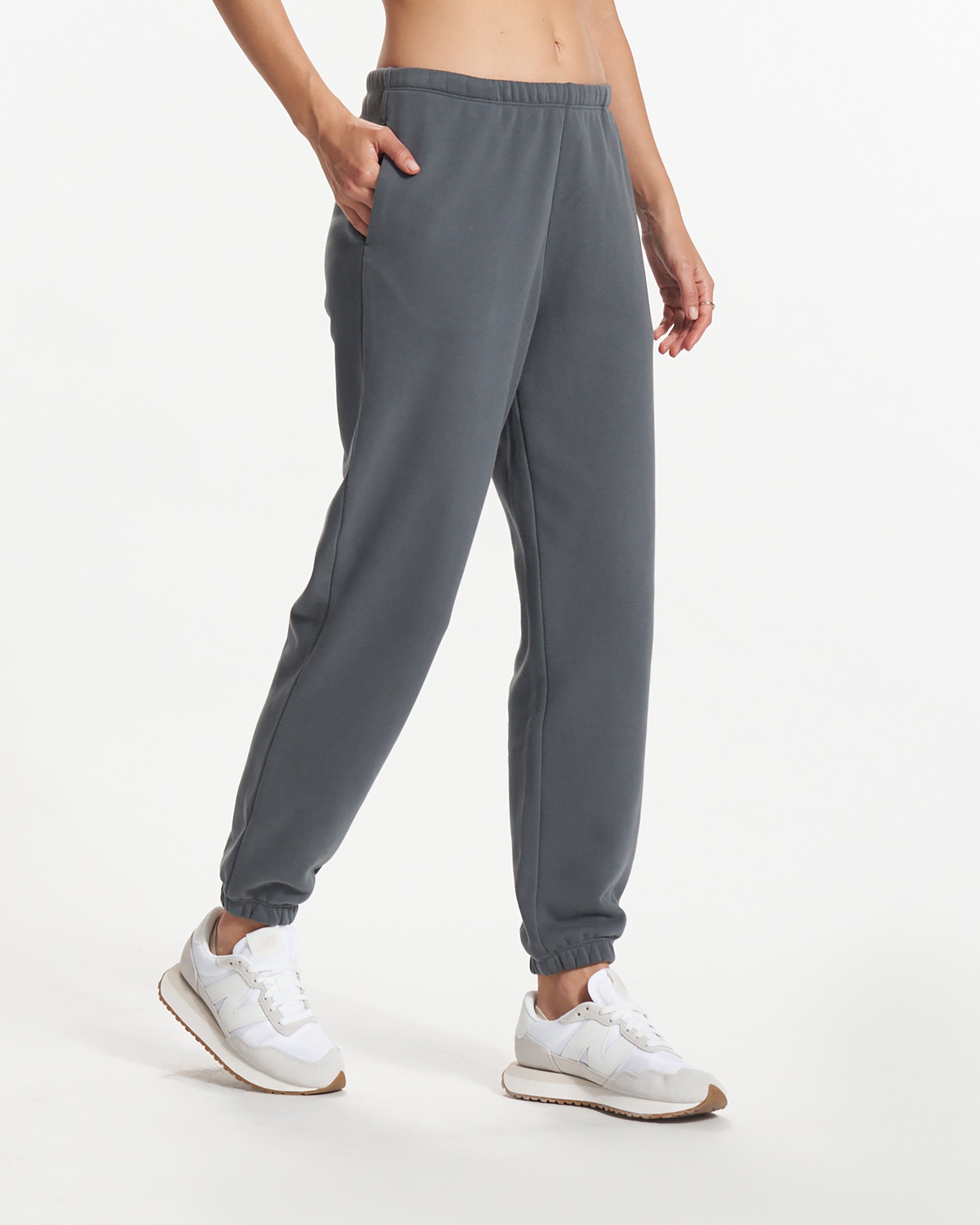Sedona Jogger | Lake