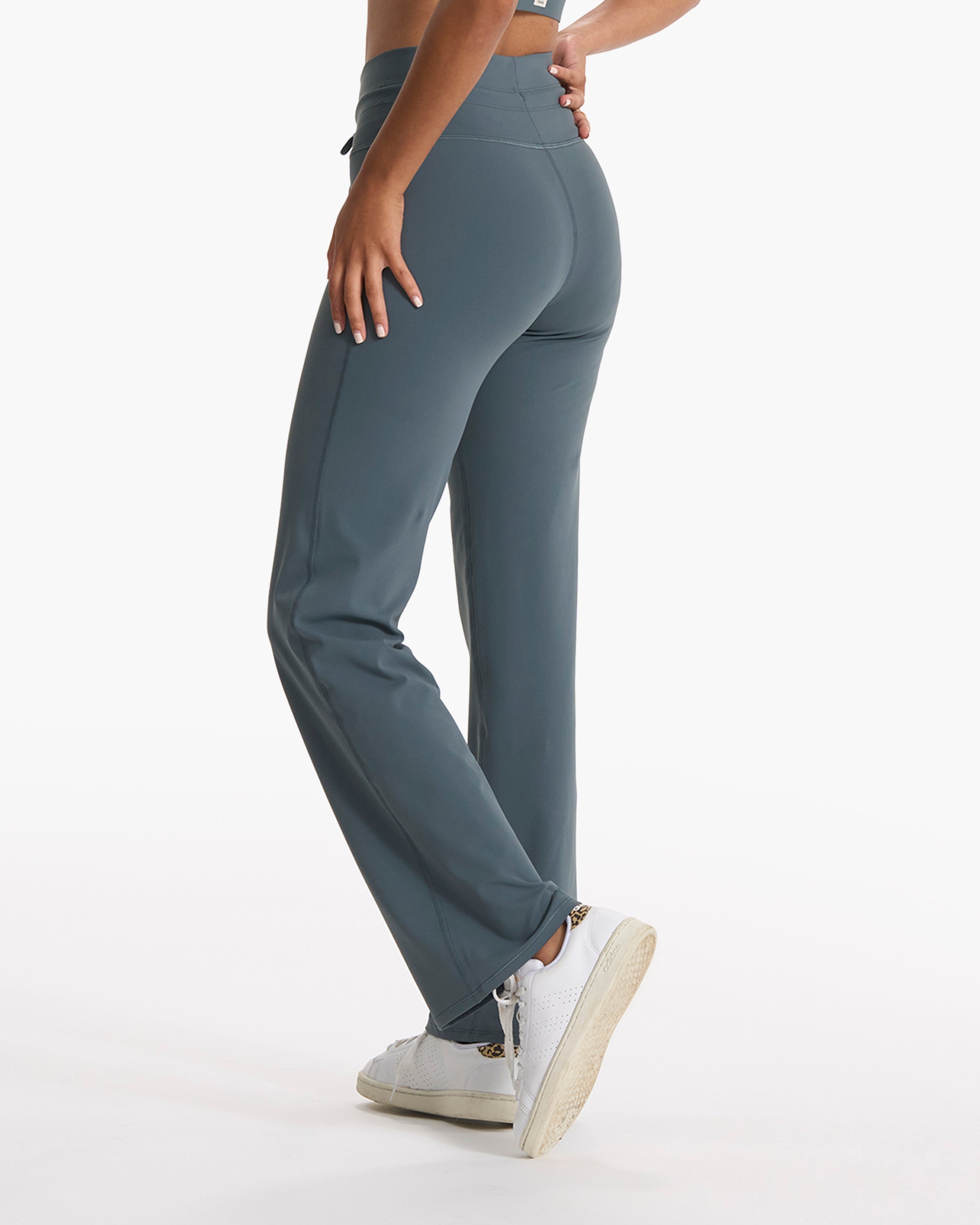 Daily Wideleg | Stone - Image 2