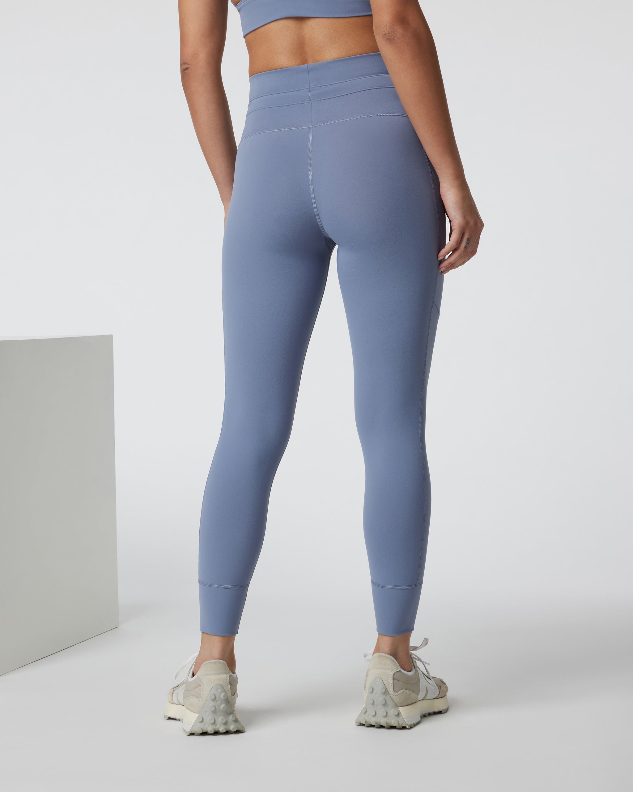 Daily Pocket Legging - Short | Mercury - Image 3