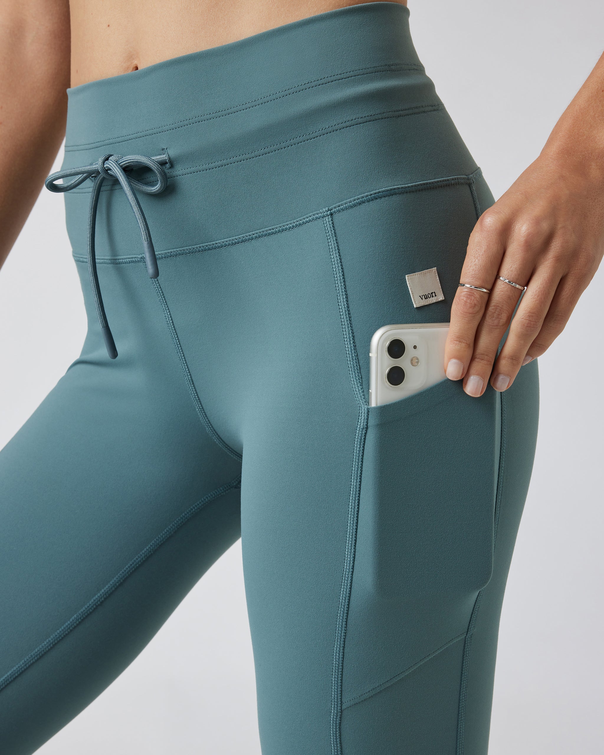 Daily Pocket Legging | Iron - Image 4