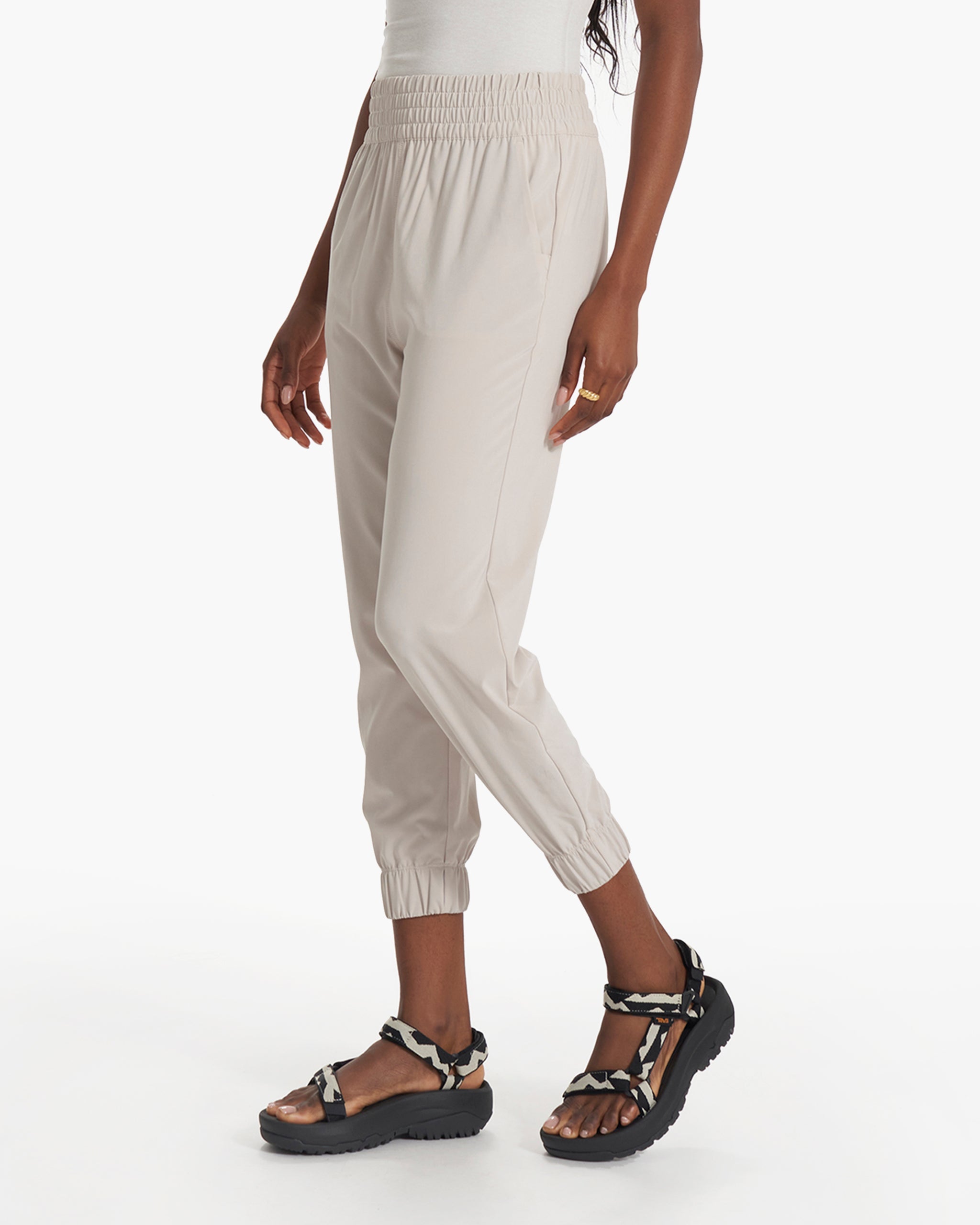Villa Jogger | Beach Sand - Image 2