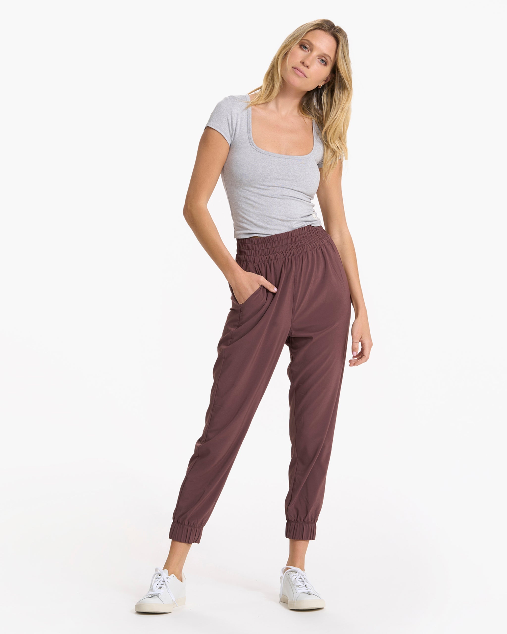 Villa Jogger | Chestnut - Image 5