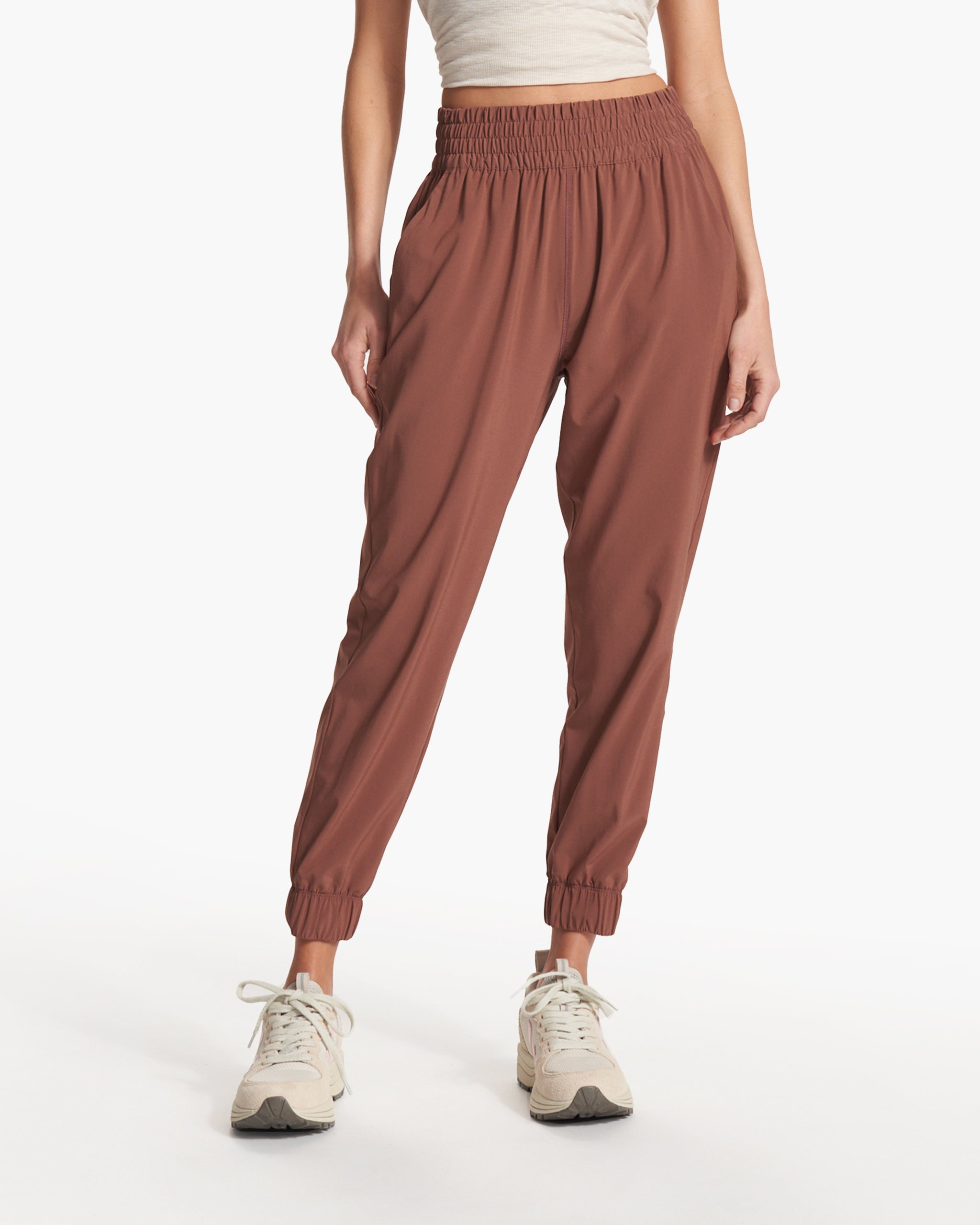Villa Jogger | Hazelnut - Image 2
