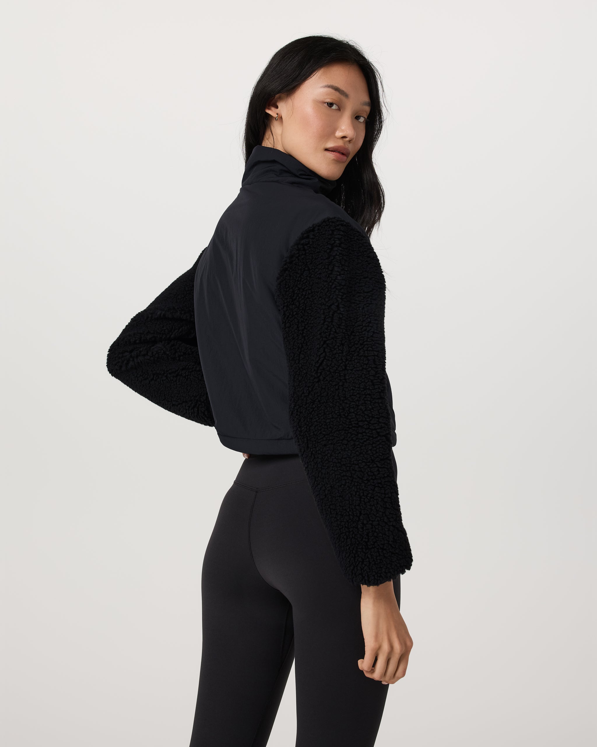 Oaks Hybrid Jacket | Black - Image 3