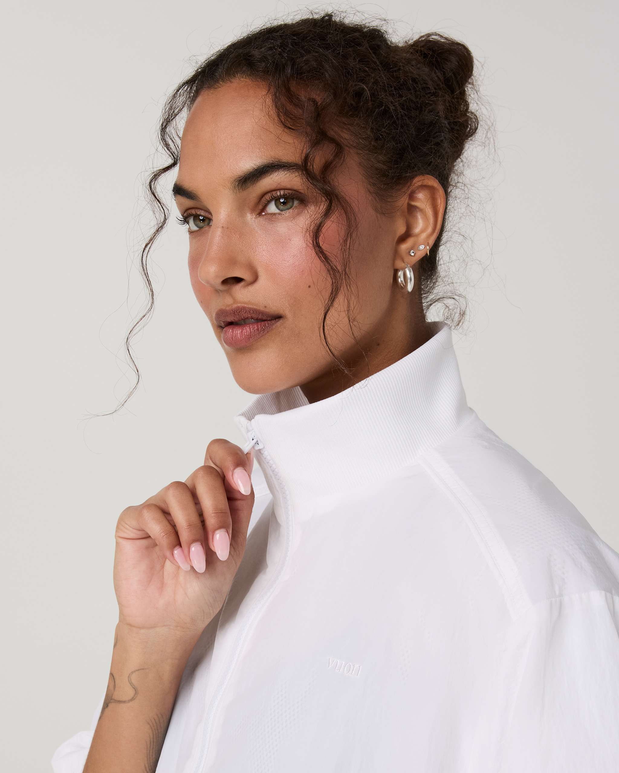 Retrograde Short Sleeve Half Zip Jacket | White - Image 2