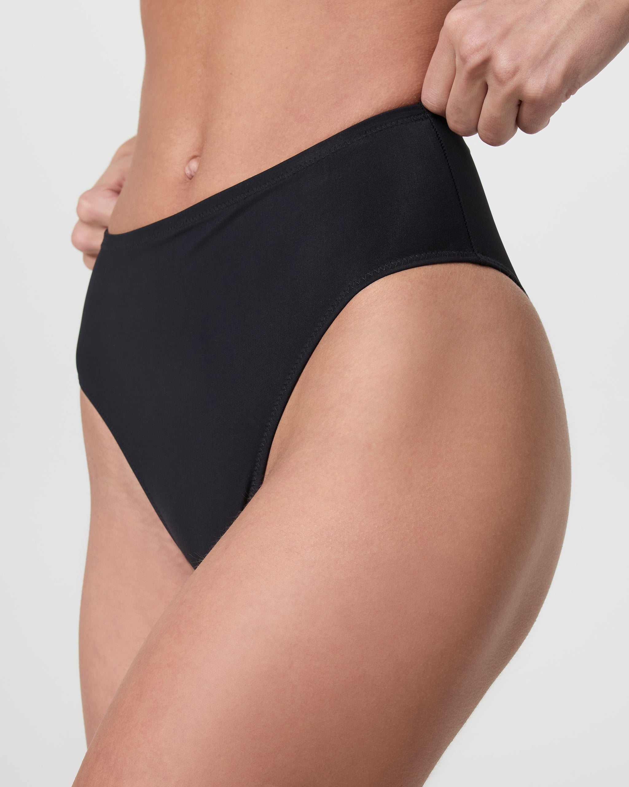 High Waisted Bikini Bottom | Black - Image 4