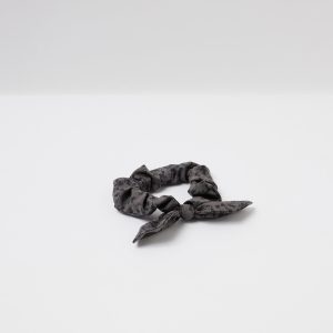 Tie Scrunchy | Chia Stucco