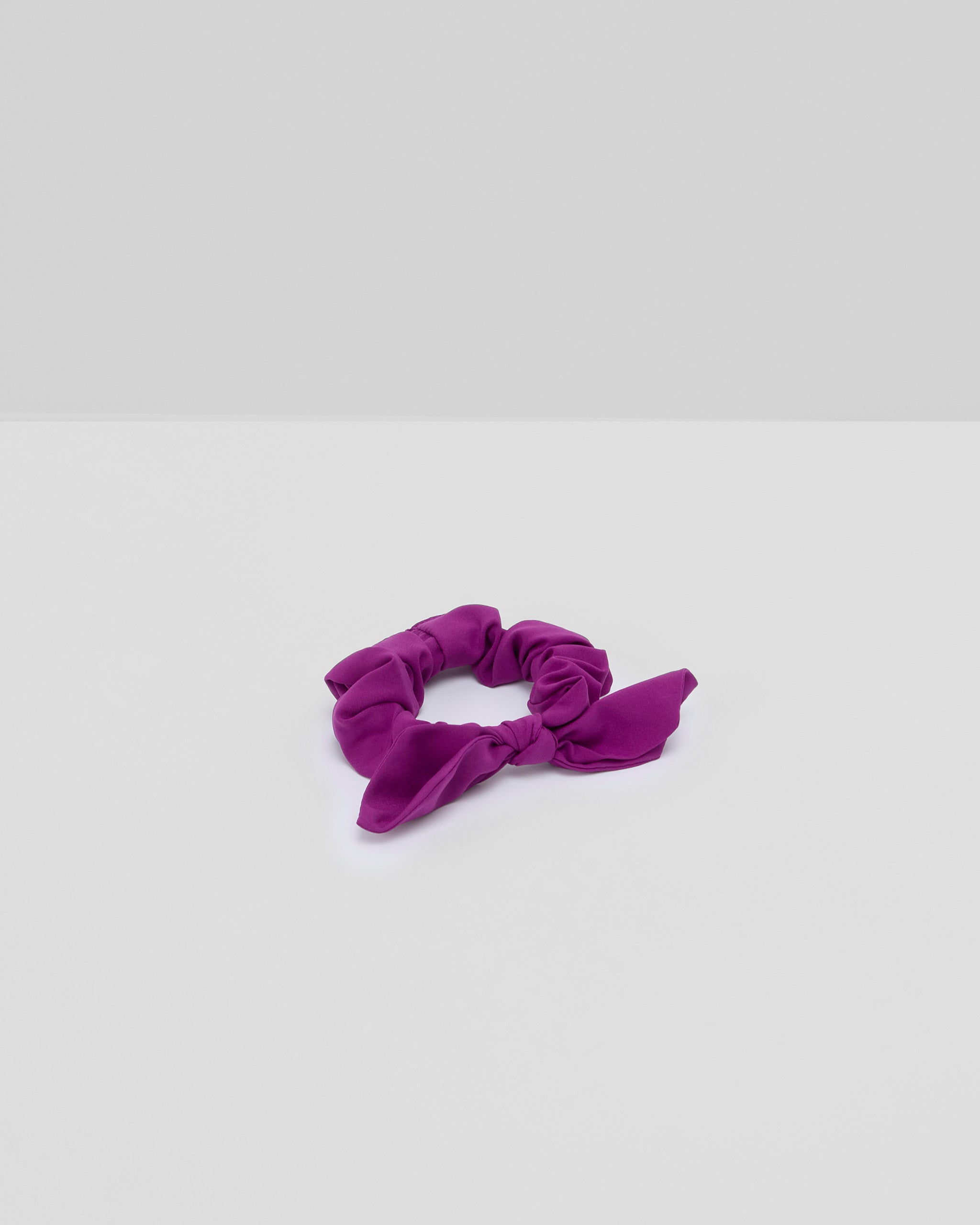 Tie Scrunchy | Magenta