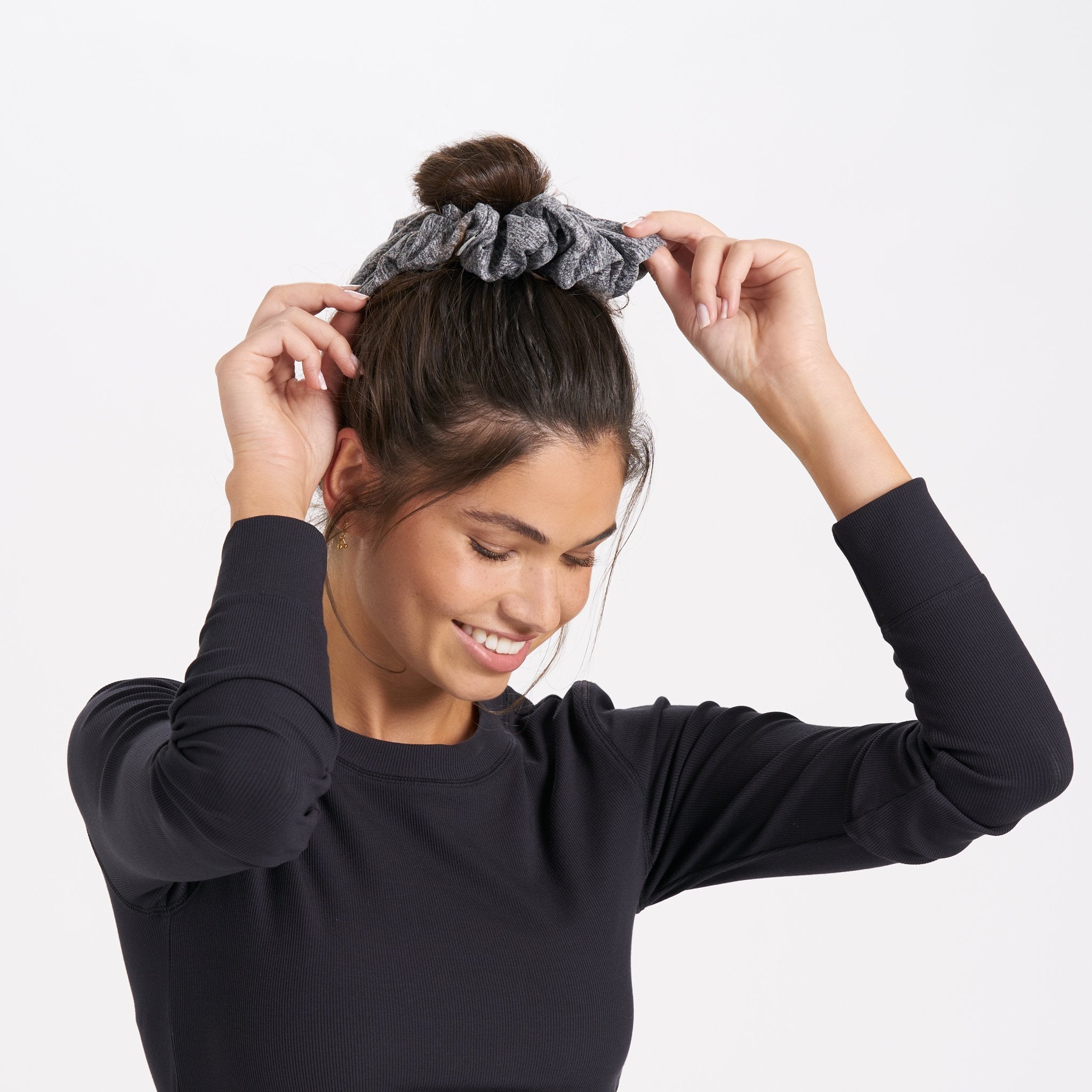 Halo Oversized Scrunchy | Heather Grey - Image 2