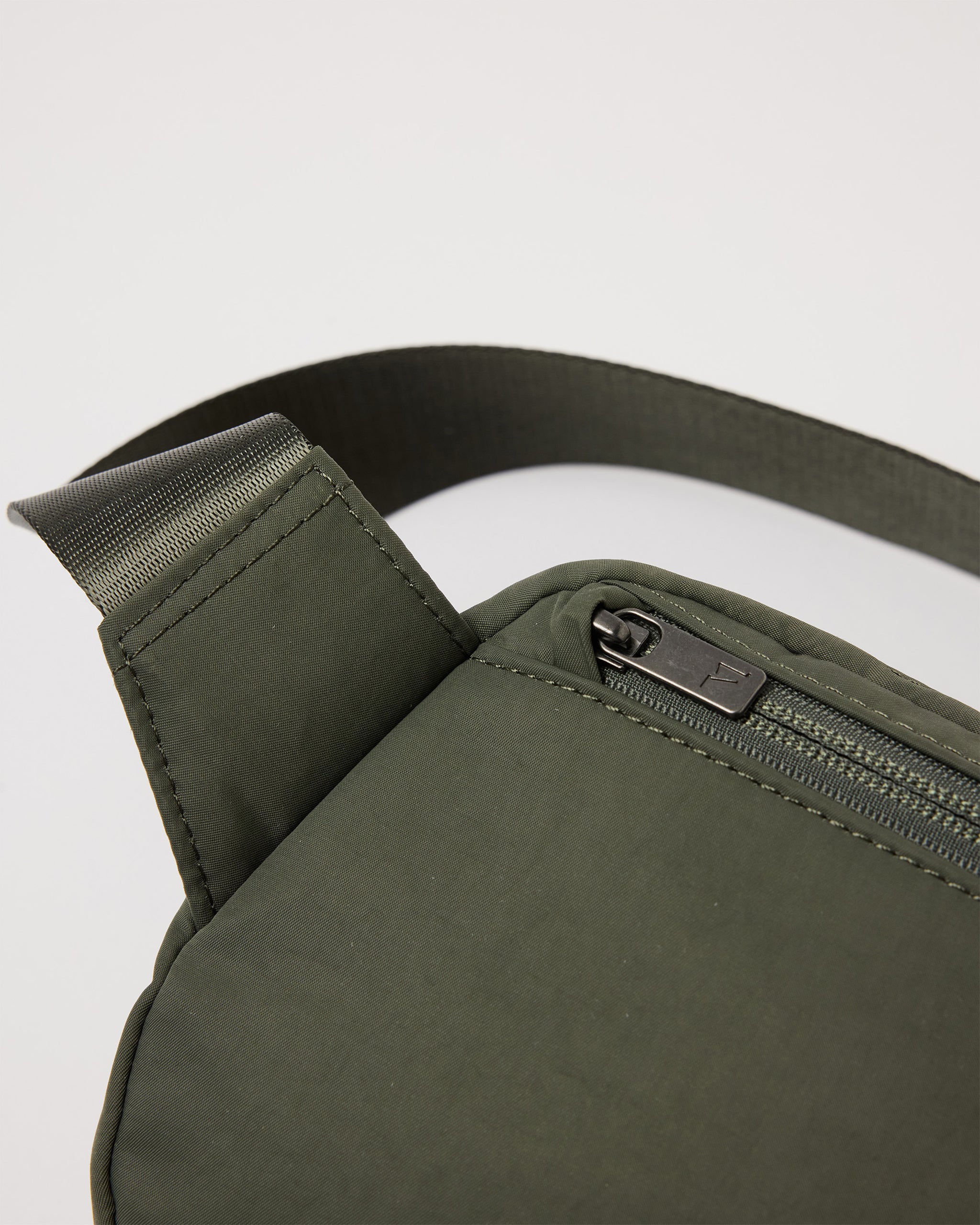All Around Hip Pack | Army - Image 4