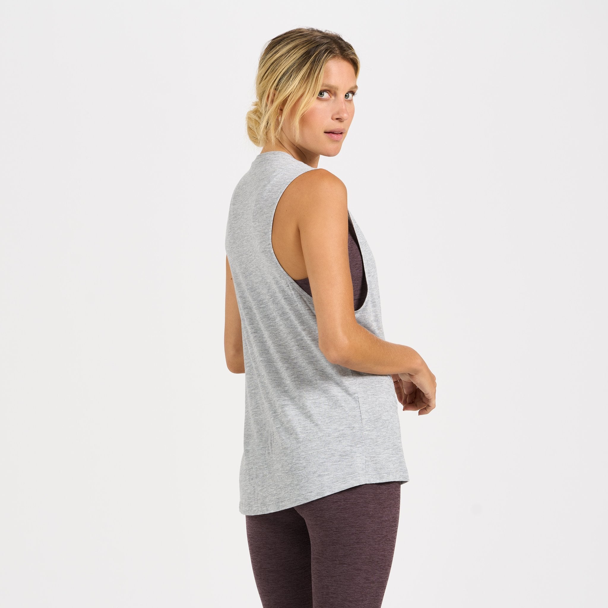 V1 Overlap Tank | Light Heather Grey - Image 2